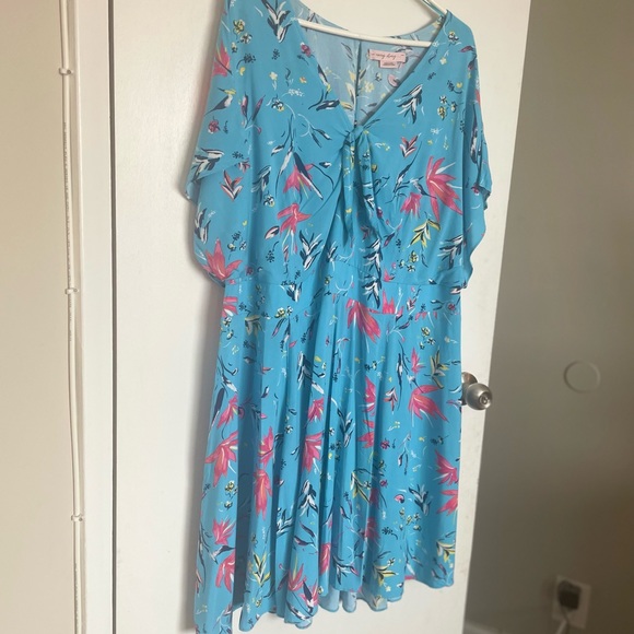 In Every Story Floral A-Line Tie Front Dress - Size 2X - Picture 2 of 13